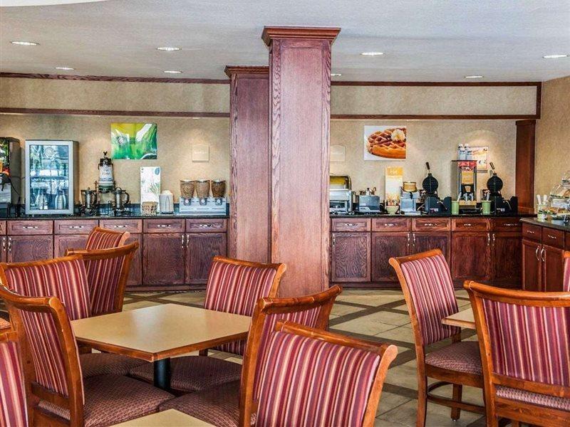 Quality Inn Castleton Dış mekan fotoğraf