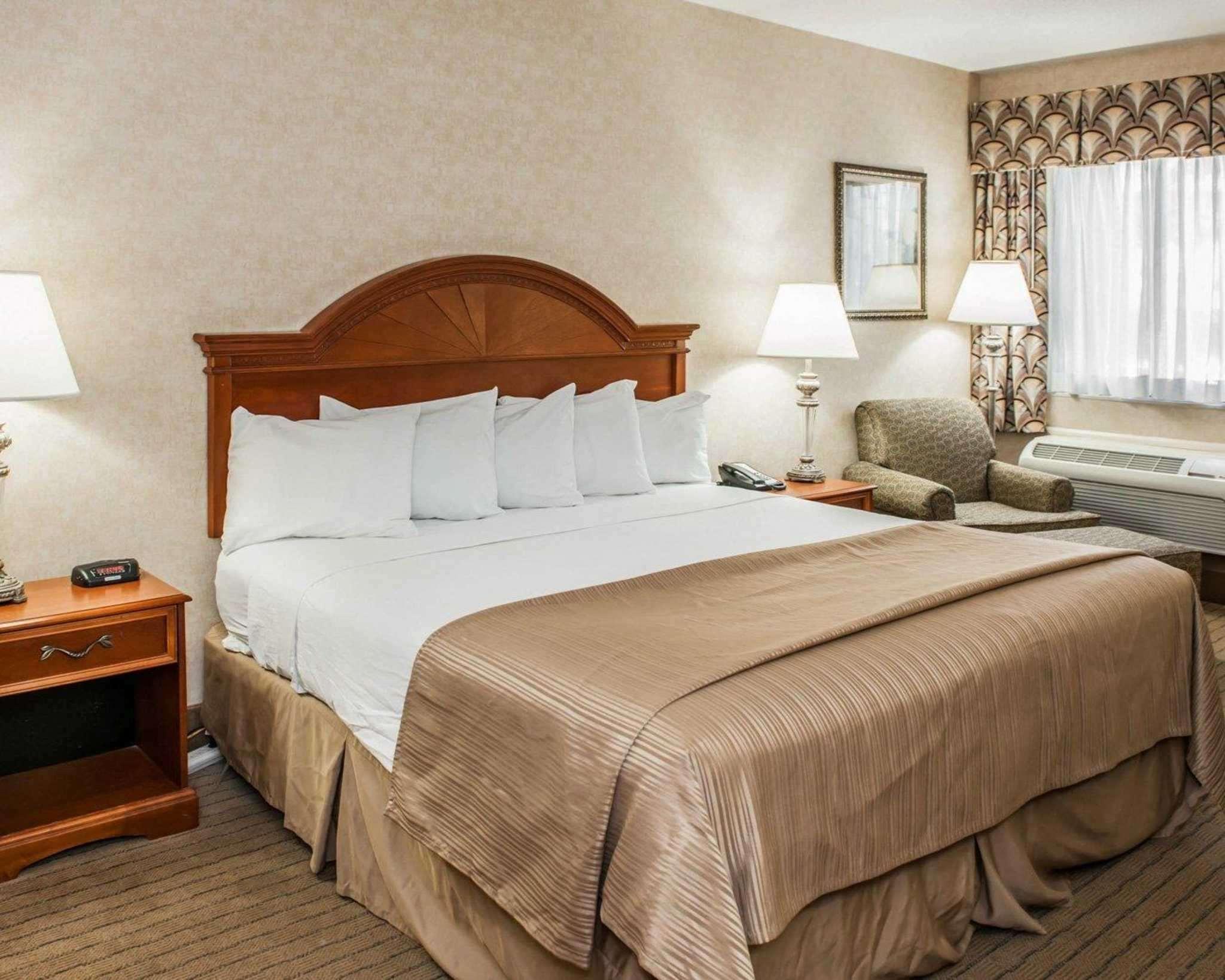 Quality Inn Castleton Dış mekan fotoğraf