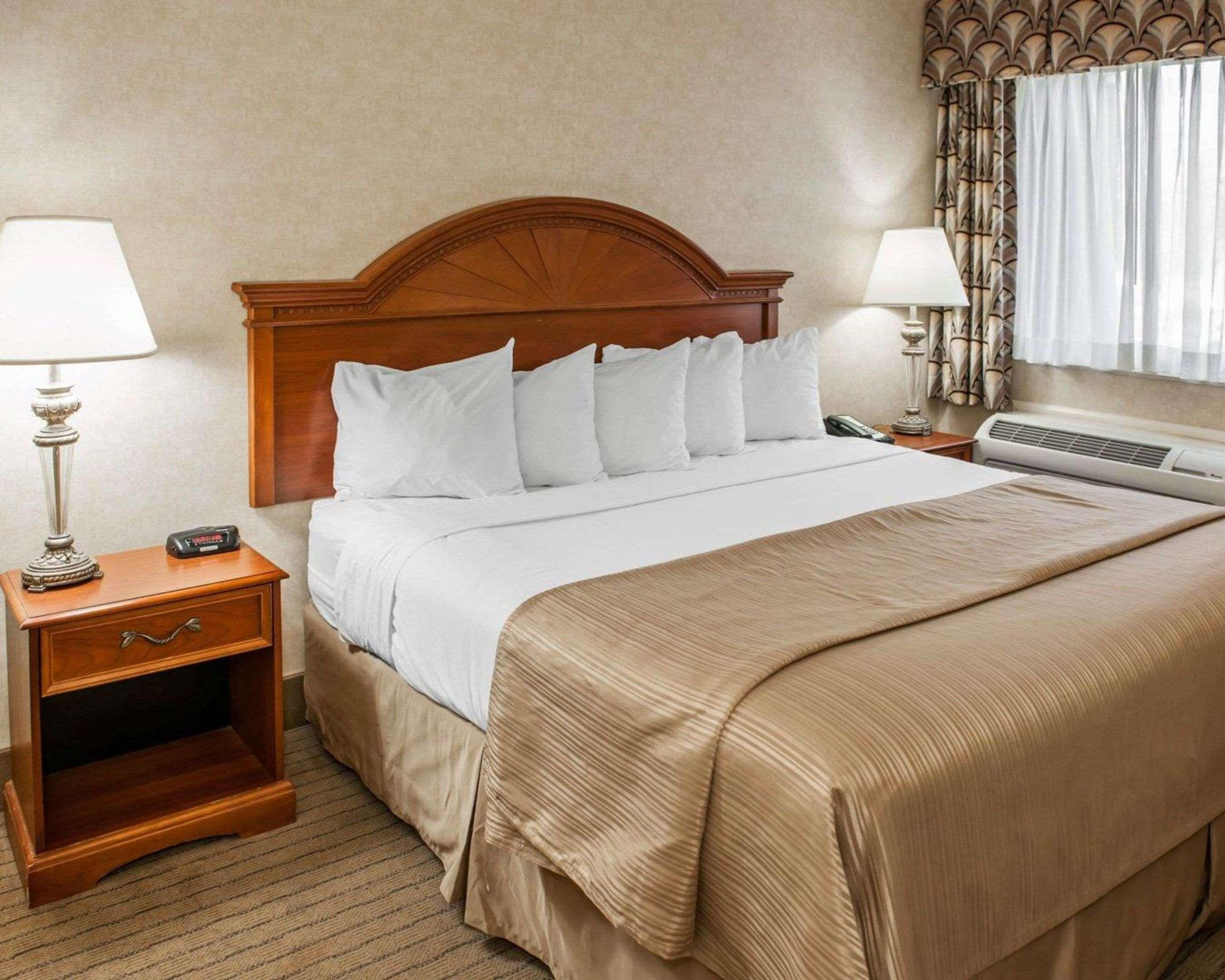Quality Inn Castleton Dış mekan fotoğraf
