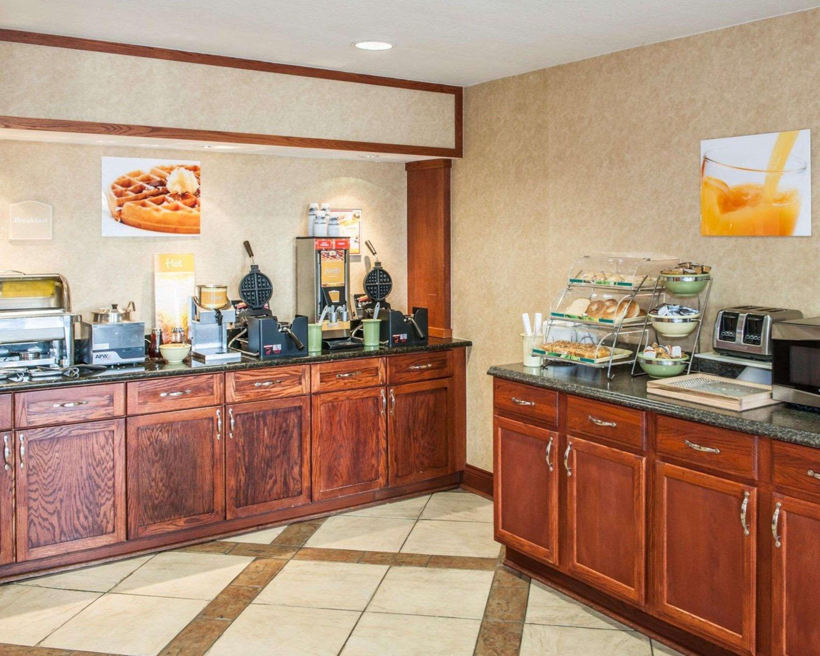 Quality Inn Castleton Dış mekan fotoğraf